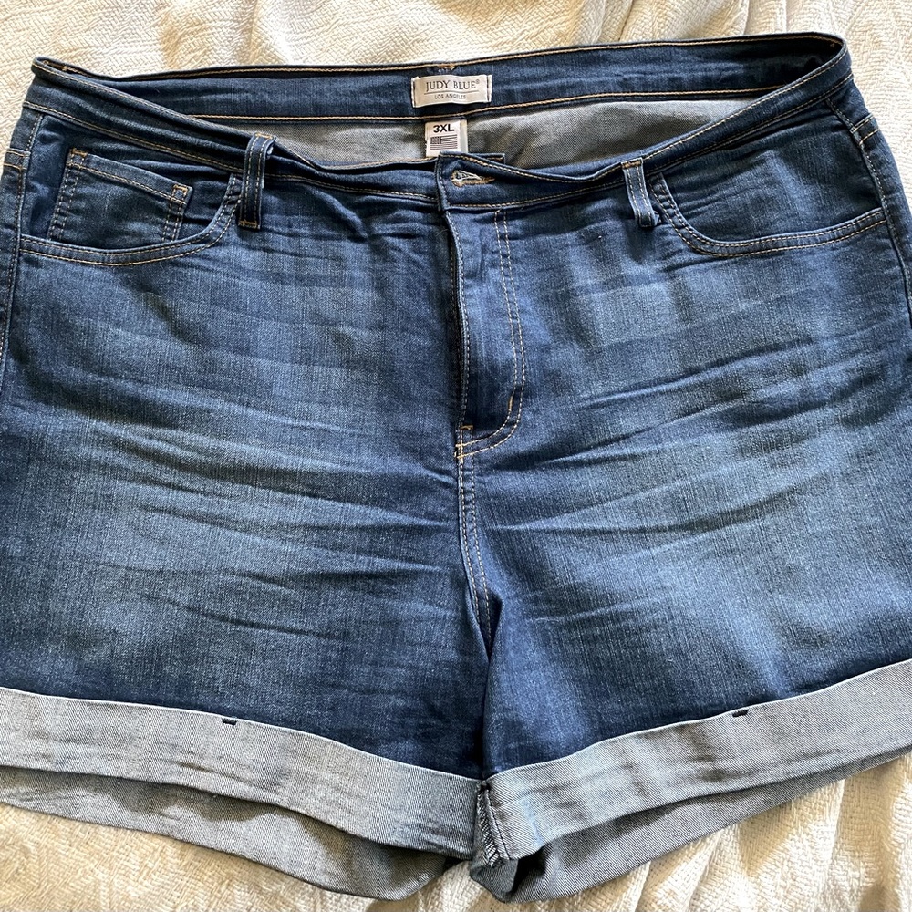 Womens plus Judy Blue shorts 3XL